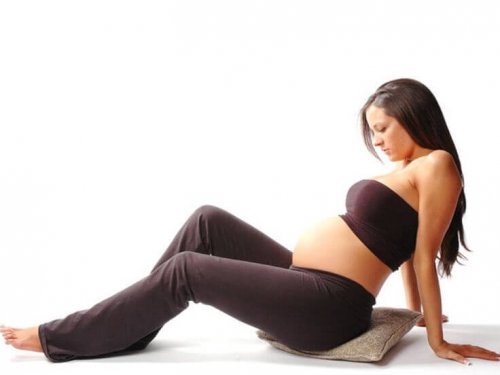 Los ejercicios básicos de suelo pélvico son muy importantes durante el embarazo.