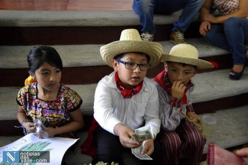 Útiles prácticas para enseñar finanzas a los niños