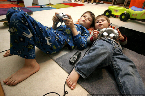 A qué edad pueden jugar videojuegos