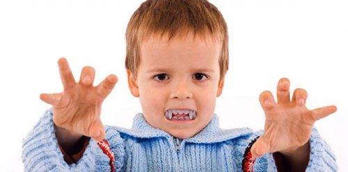 ¿Por qué tu hijo muerde y golpea?