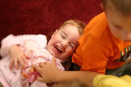 Hablar a tu hijo en dos idiomas, ¿ventaja o problema?