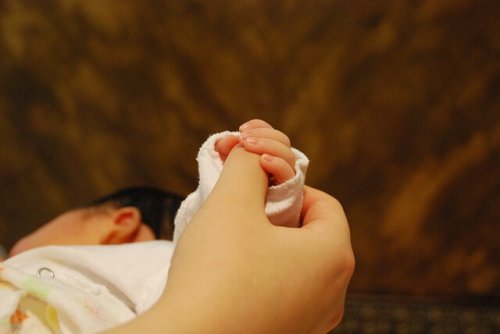 El método canguro: cápsulas de amor para bebés prematuros