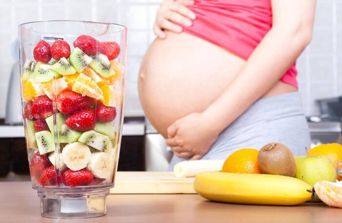 ¿Cómo debo alimentarme durante el embarazo?