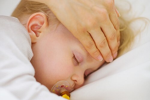 La fiebre y somnolencia en niños son potencialmente graves