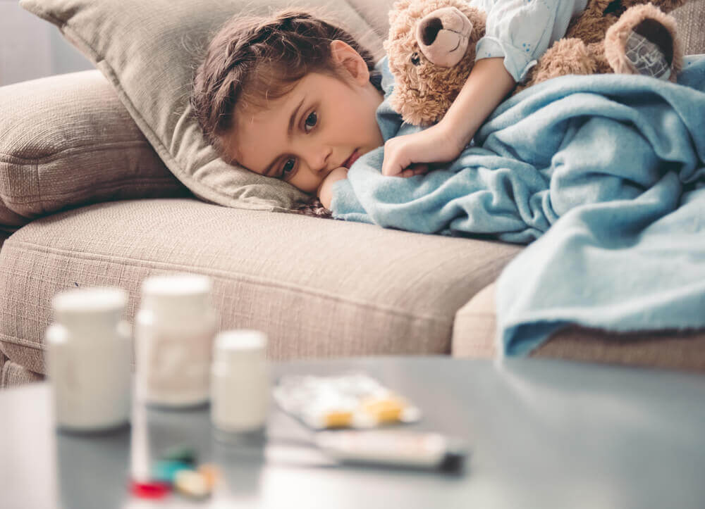 Mythes et faits sur la grippe infantile.