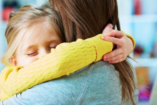 Enseñar a perdonar a tus hijos es una de las tareas mas arduas que poseen los padres.