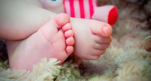 Pies de un bebé