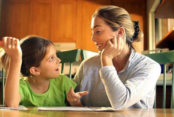 ¿Importa la manera en la que hablas a tu hijo?