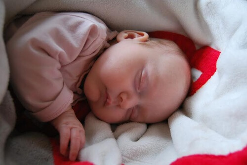 Mioclonias del sueño en el bebé