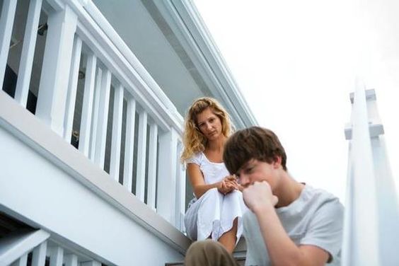 5 cosas que no deberías decir a tu hijo adolescente