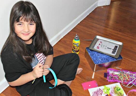 Un niño necesita que te intereses por su mundo para ser feliz