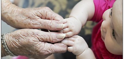 Cuidado de los nietos, ¿prevención de la demencia y el Alzheimer?