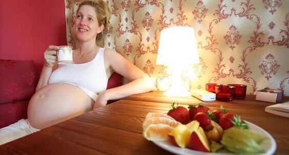 Ciertos alimentos pueden inducir el parto