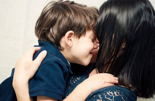 4 actitudes que hacen sentir especial a tu hijo