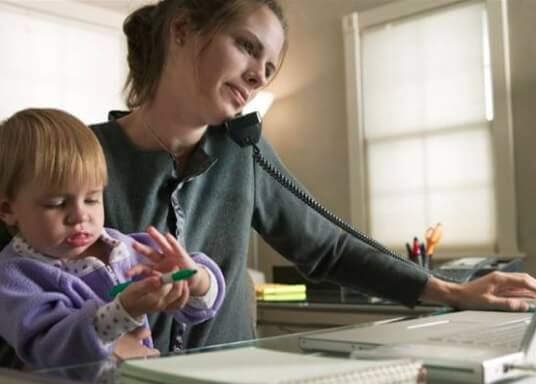 La guía de supervivencia de la mamá soltera