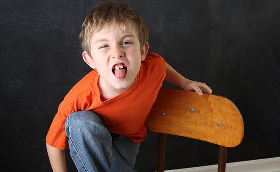 Niños respondones, ¿por qué mi hijo me contesta?