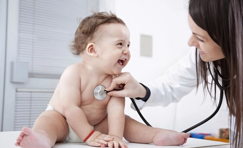 ¿Cuáles son las cosas que no debes dejar hacer a tu pediatra?