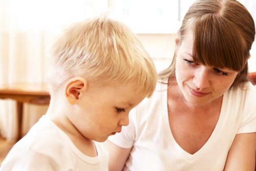 ¿Cómo hacer para que mi hijo pierda la vergüenza a hablar en público?