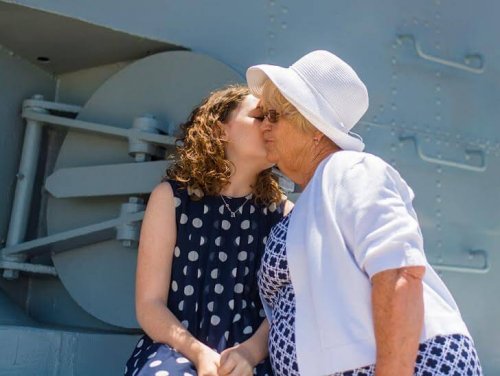 Los abuelos los mejores amigos de tu hijo