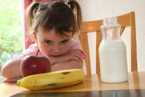 Niños caprichosos con la comida, ¿cómo actuar?