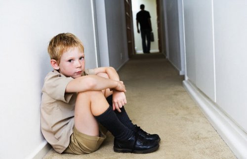 La separación de los padres suele ser un desencadenante de ansiedad para los niños.