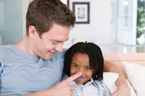 ¿Qué debo saber antes de adoptar a un niño?