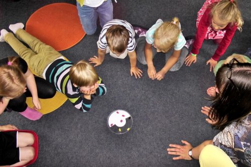 kindergarten-504672_960_720