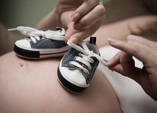 Según un estudio los embarazos de varones son los más complicados