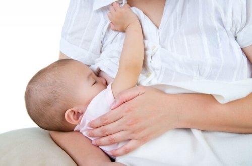 Mastitis y probióticos es una combinación efectiva, que no perjudica la salud del bebé.