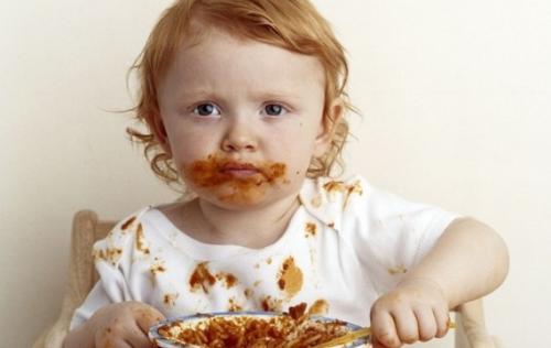 Trucos para quitar las manchas de la ropa del niño