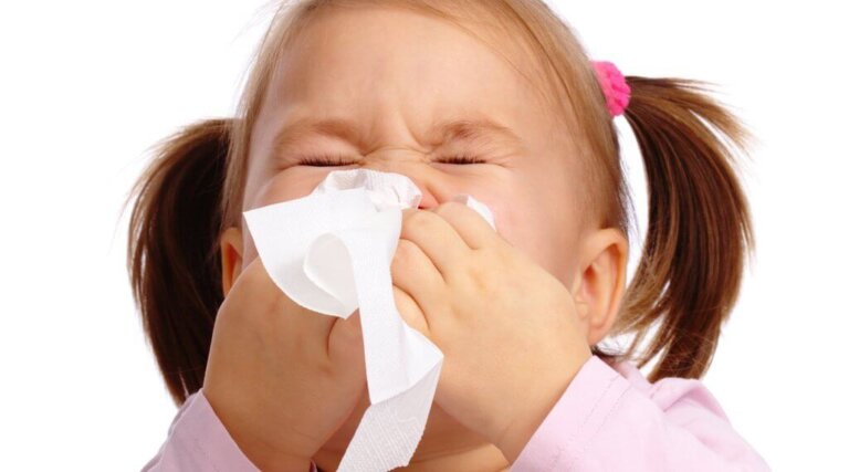 Trucos para mantener alejado a tu hijo de los resfriados