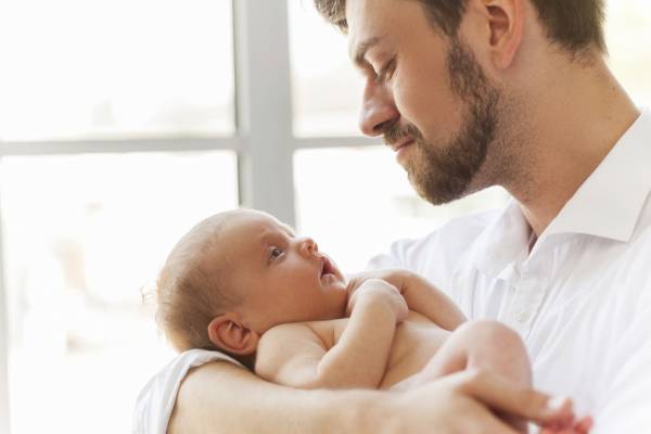 ¿Qué dicen los estudios sobre el instinto paterno?