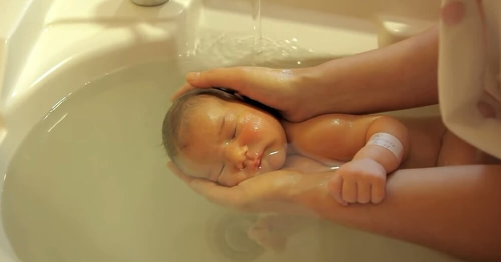 Baby Bath Spa, el maravilloso baño relajante recién nacidos