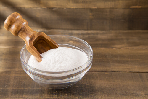 Gelatin in powder form.