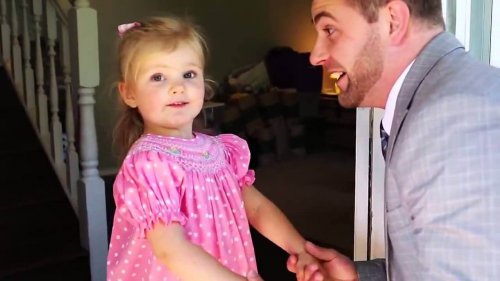 El precioso vídeo de la primera cita de una niña con su padre