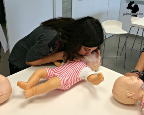 ¡Importante! Cómo salvar la vida de tu hijo si de repente deja de respirar!