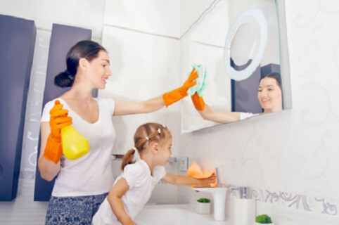 Las tareas del hogar que tu hijo debe hacer según su edad