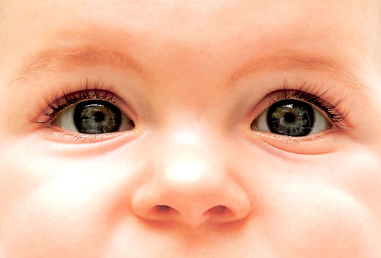 Color Bebe ¿Cuándo le cambia el color de ojos al bebé? - Eres Mamá