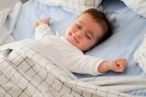 5 situaciones que debes evitar antes de dormir a tu hijo
