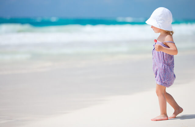 6 Juegos en la playa que puedes hacer con tu hijo