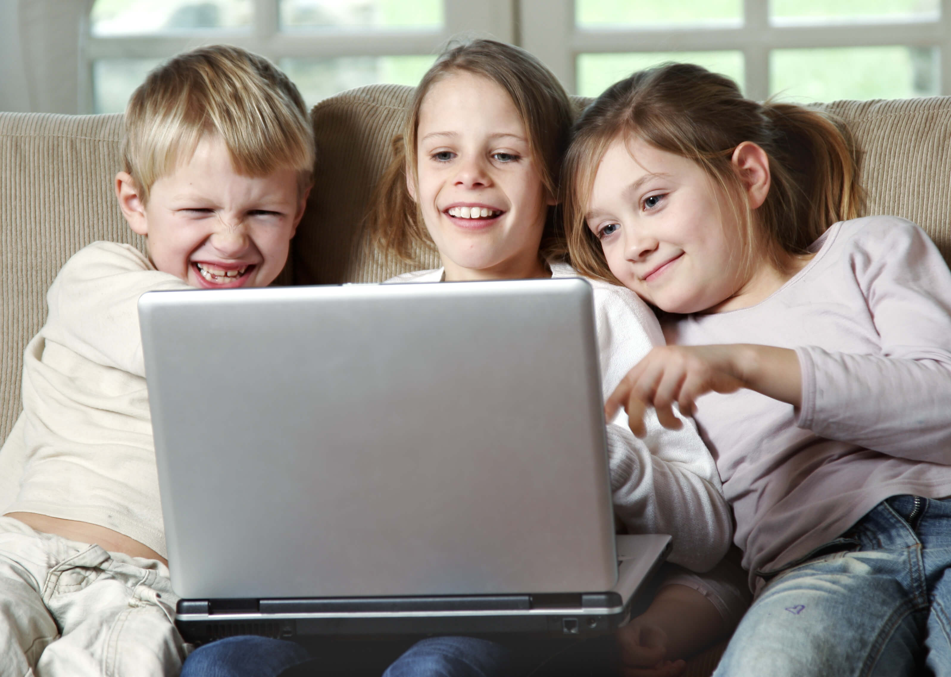 Redes sociales seguras para tu hijo Redes sociales seguras para tu hijo