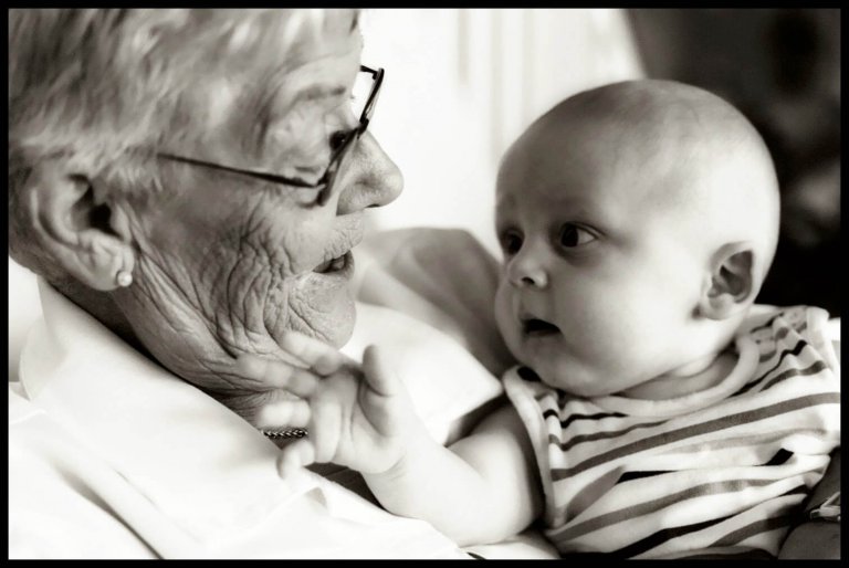 7 consejos de la abuela que no funcionan con los bebés