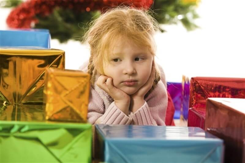 7 razones para no regalarle demasiados juguetes al niño