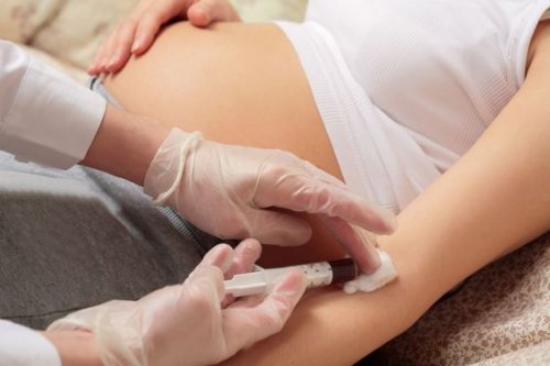 ¿En qué consiste la Prueba de Alfa-Fetoproteína del Suero Materno?
