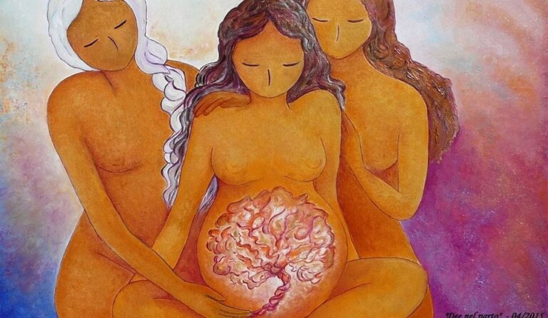 Somos hijas de la Luna, madres y ante todo, mujeres FUERTES