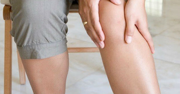 Les massages peuvent soulager les oedèmes des jambes.