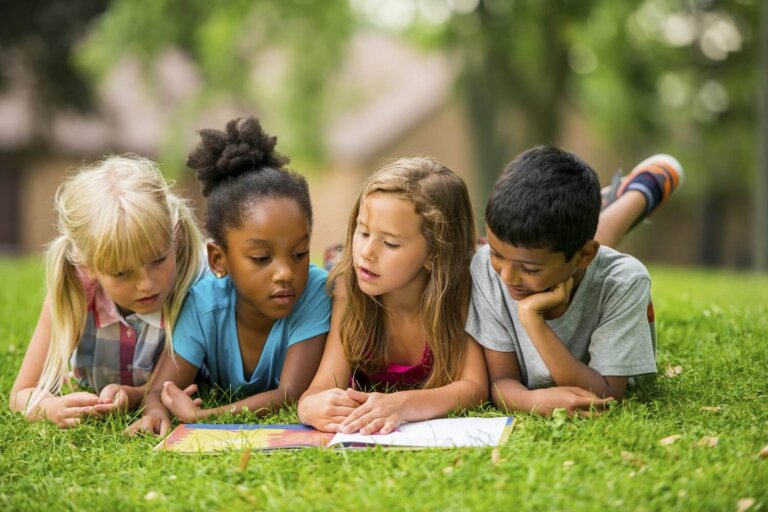 5 libros que tu hijo tiene que leer entre los 6 y los 12 años