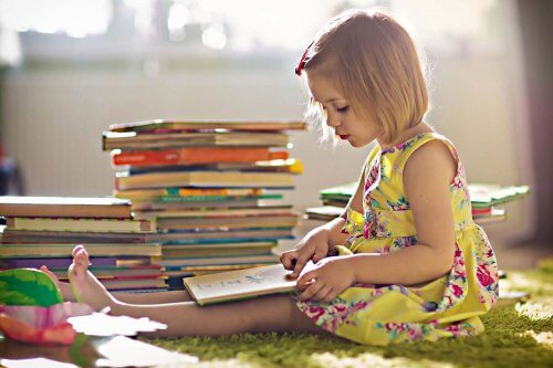 5 libros que tu hijo tiene que leer antes de los 6 años