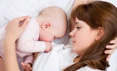 Muchas mujeres se preocupan por la relación entre depilación láser y lactancia materna.