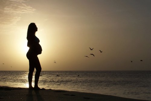 10 remedios naturales para adelantar el parto